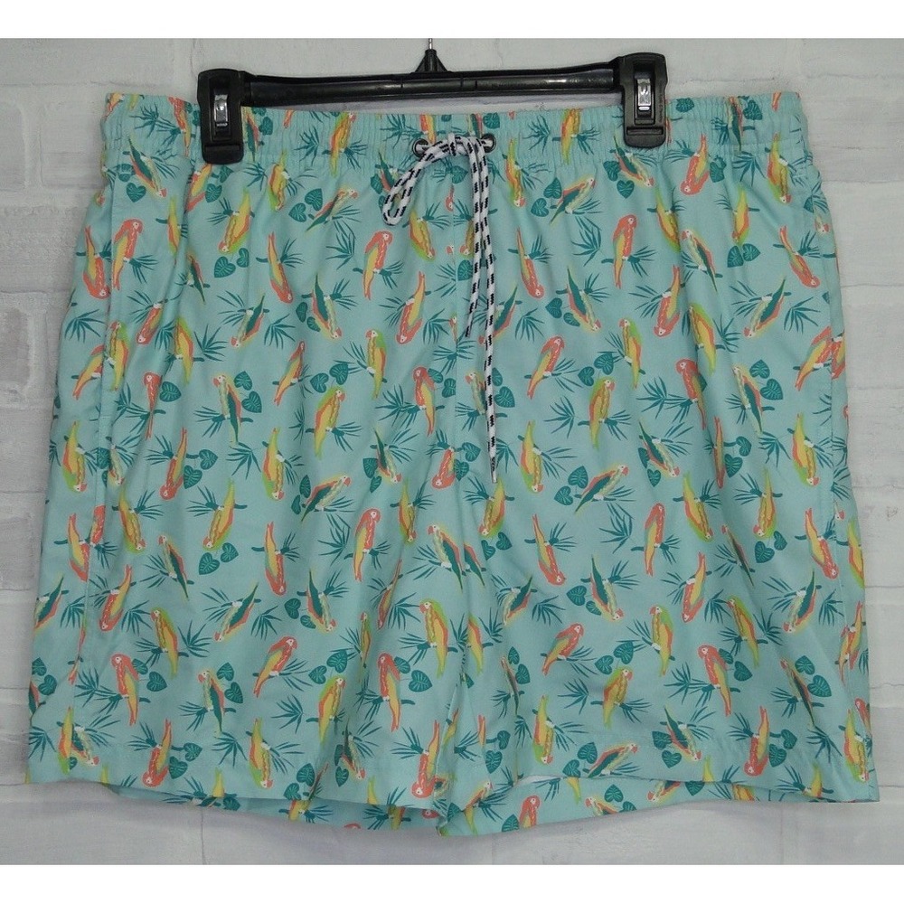 Tackle & Tides Men's sz Large Trunks Tropical parrots  New w/o Tags‎